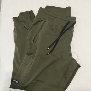 Grey's Anatomy Women’s Olive Jogger scrub bottoms